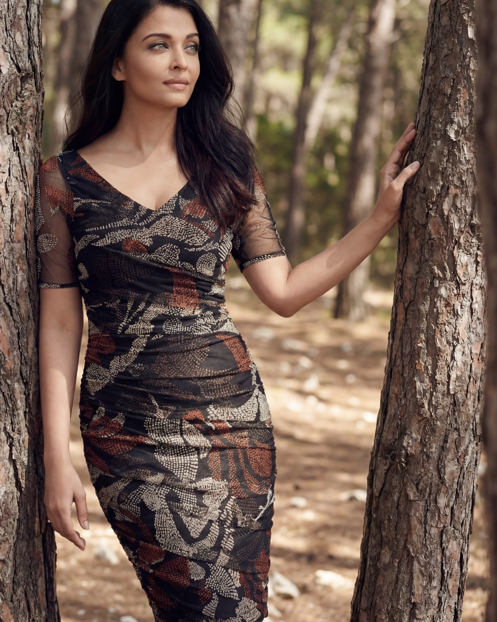 A light summer dress in a structured natural-fiber blend that holds its shape