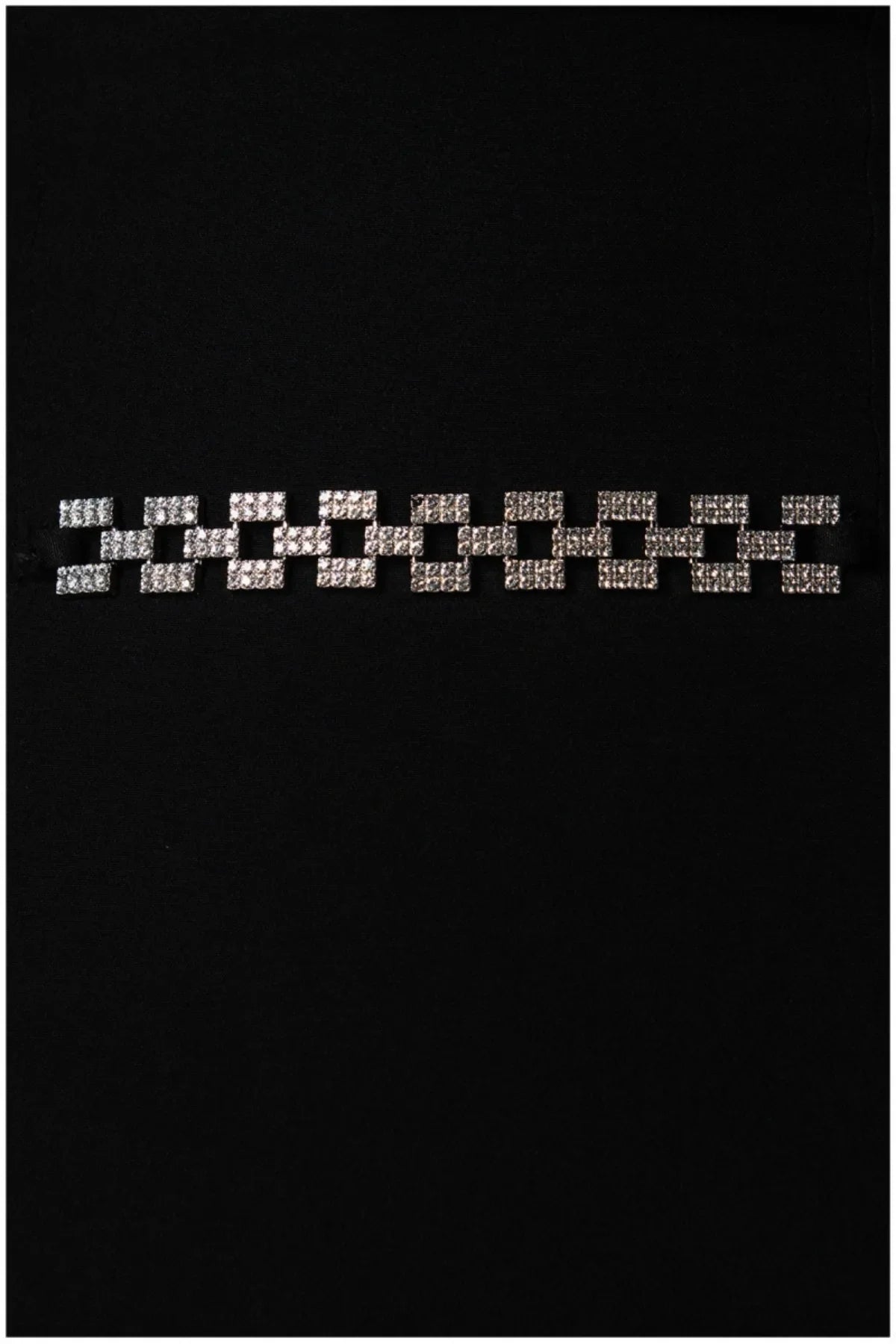 Close-up of the horizontal pavé crystal bar at the natural waist.