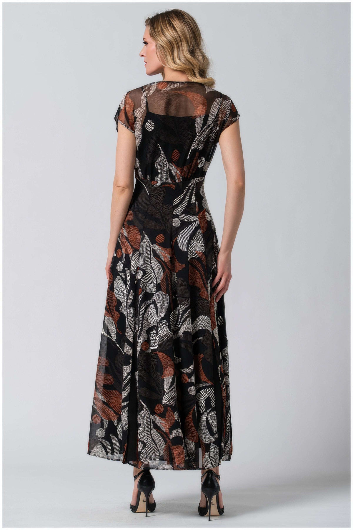 Floral Print Maxi Dress, Lola. Maxi dress. Front slit.