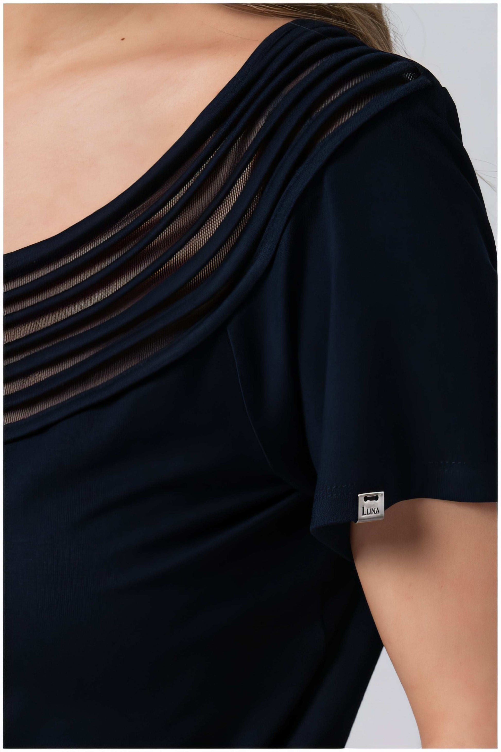 Lola Business Blouse in Navy